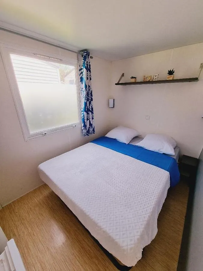 Camping De L Orangerie De Lanniron Mobilhome Esprit Zen R26 Quimper 0*,  France