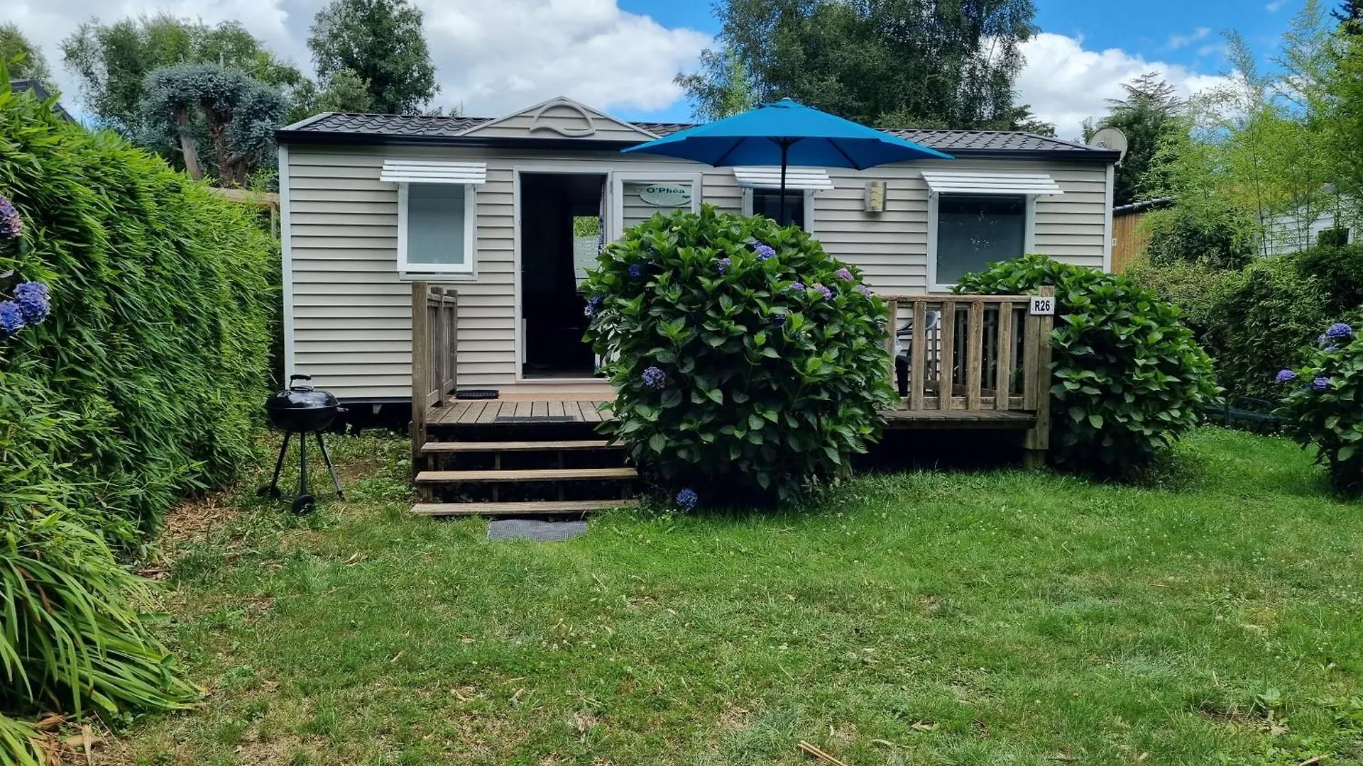 Camping De L Orangerie De Lanniron Mobilhome Esprit Zen R26 Quimper 0*,  France