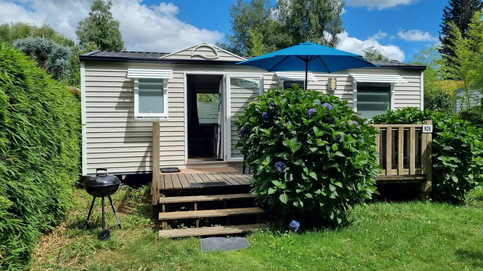 Camping De L Orangerie De Lanniron Mobilhome Esprit Zen R26 Quimper France